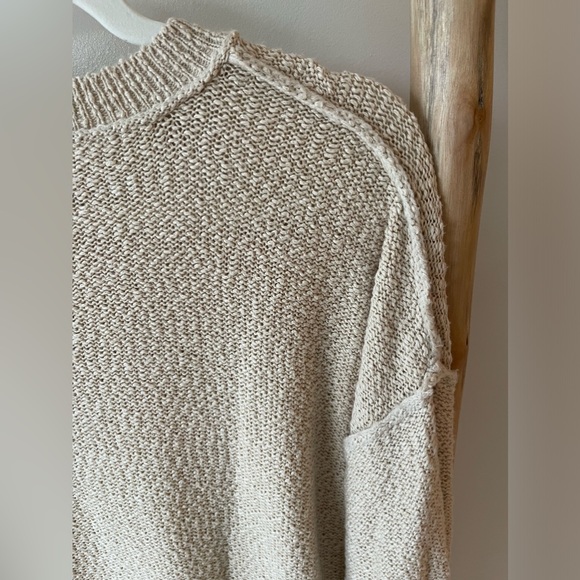 Aerie Lightweight Cream Textured Knit Hi-Low Crewneck Tunic Style Sweater Small - Picture 6 of 6